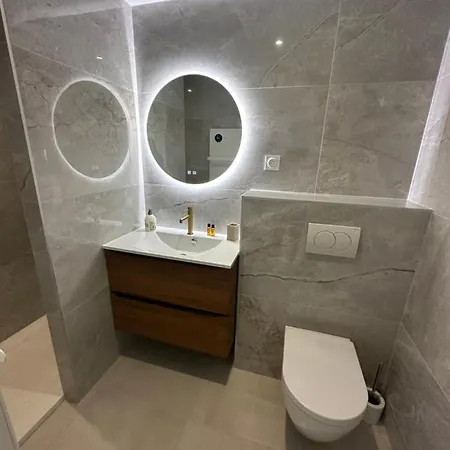 Appartement Neuf Contemporain Lourdes Exterior photo